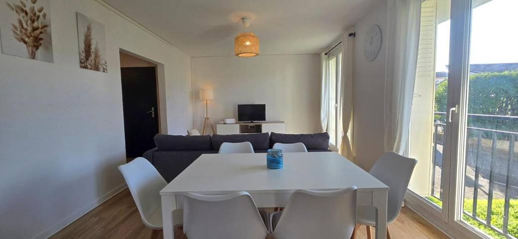 Gîte pour 6 personnes, avec vue à Bédarrides - 3