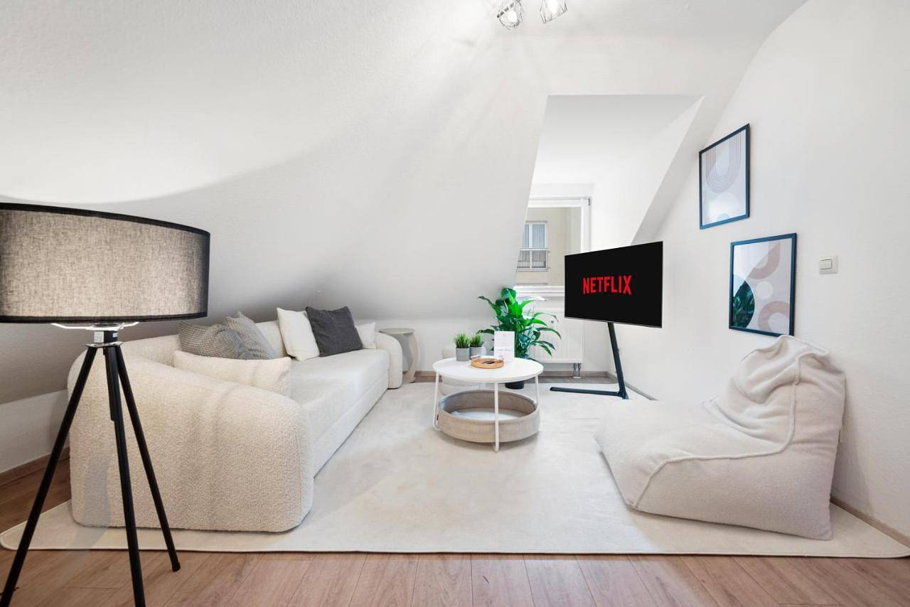 Appartement entier, Malu Rooms - im Stadtzentrum, Klima, Smarttv, Netflix, 24h Checkin in Ludwigsbourg, Arrondissement de Ludwigsbourg