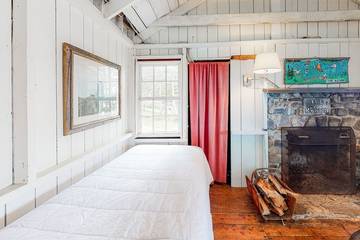 Glamping for 3 Guests in Maine, USA, Picture 1