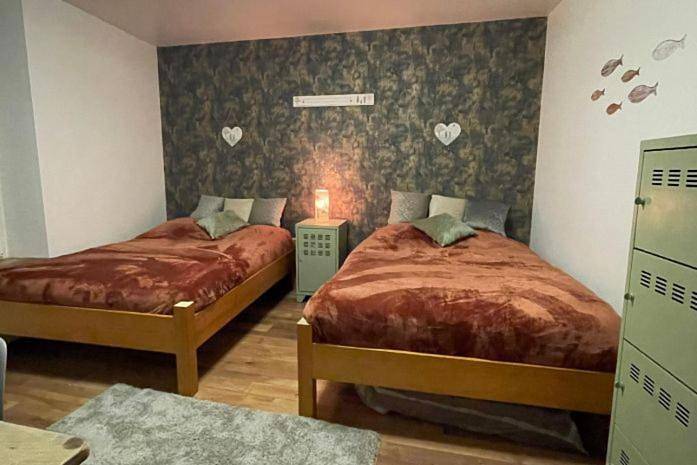 Chambre d’hôte pour 2 personnes, avec vue ainsi que jardin et piscine dans le Jura - 4
