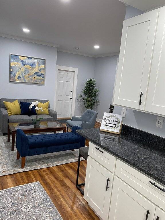 Ganze Wohnung, Remodeled Spacious Apartment in Perfect Location in Boston, Massachusetts