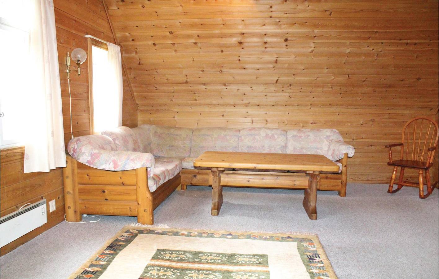 Appartement de vacances entier, Appartement de vacances pour 5 personnes avec terrasse in Fusa