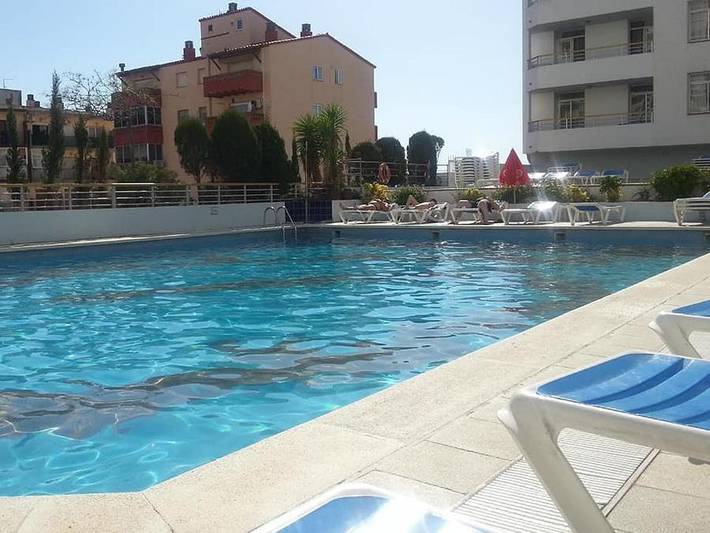 Bungalow pour 2 personnes, avec Balcon et Terrasse ainsi que Jardin et Bassin pour enfant à Empuriabrava