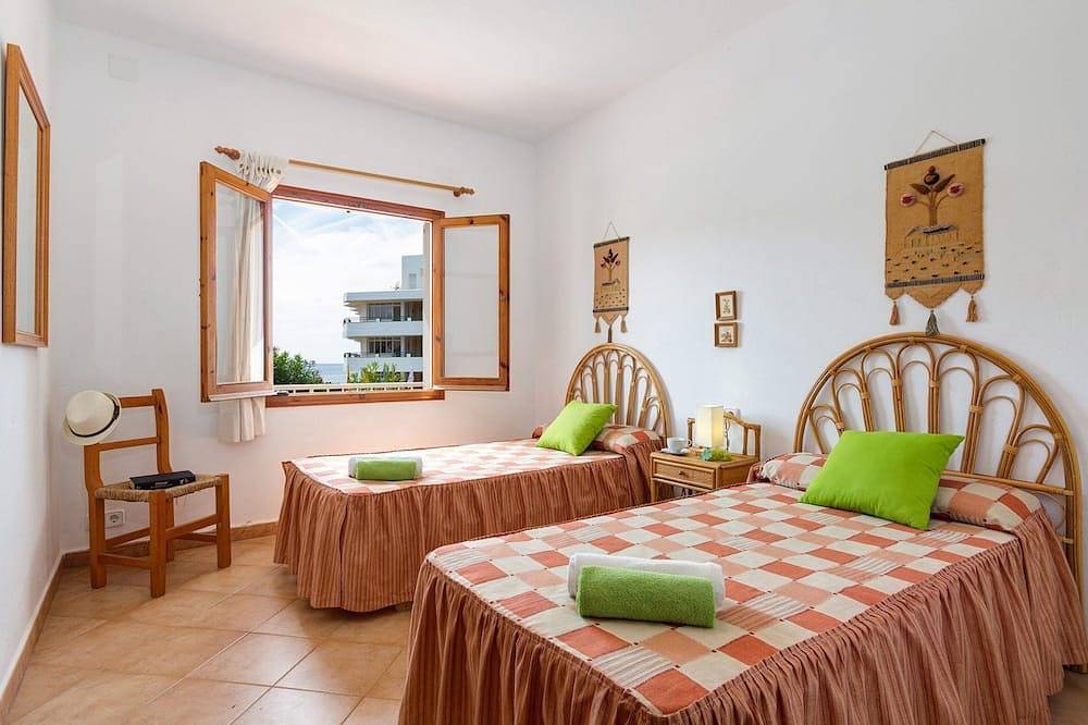 Villa Camomila Tomas by Villa Plus in Santo Tomas, Es Migjorn Gran