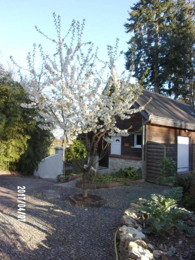 Two-Bedroom House in Rochecorbon, Région de Tours