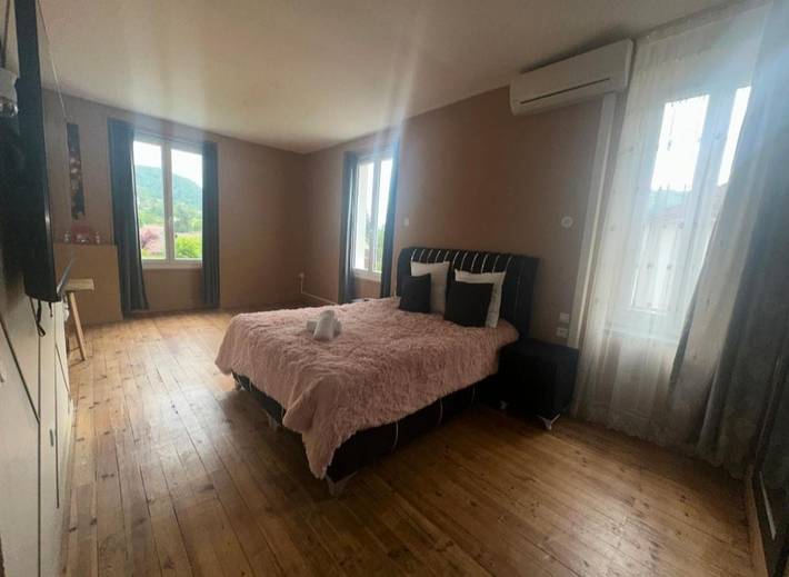 Hôtel pour 2 personnes, avec Jacuzzi à Charavines - 4