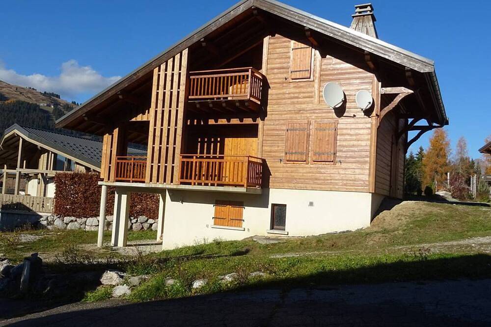 Les Gets: Chalet 8 pers, 4 ch, prox pistes et lac, terrasse sud, poêle bois, parking, draps inclus l'hiver in Les Gets, Les Portes du Soleil