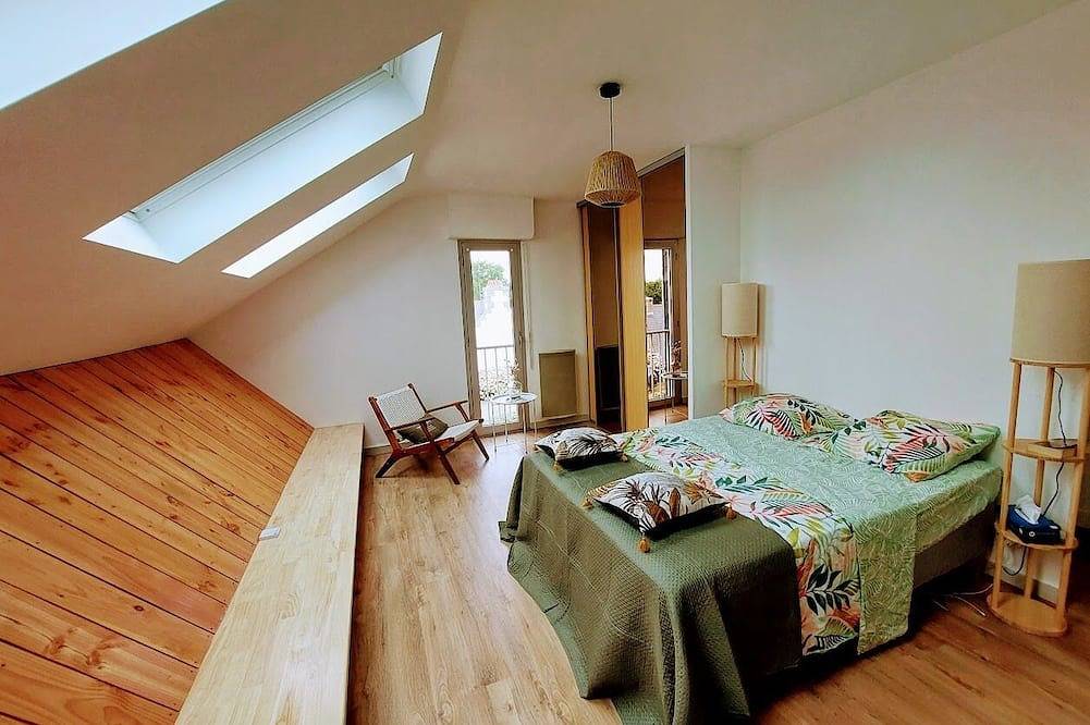 Sainte-Marine, casa soleada junto al mar in Combrit, Côte de Cornouaille