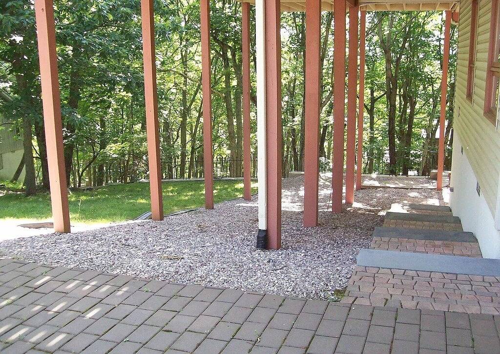 Good Vibes Chalet With Private Hot Tub & Sauna in Saw Creek Private Community in Saw Creek, Monroe County (PA)