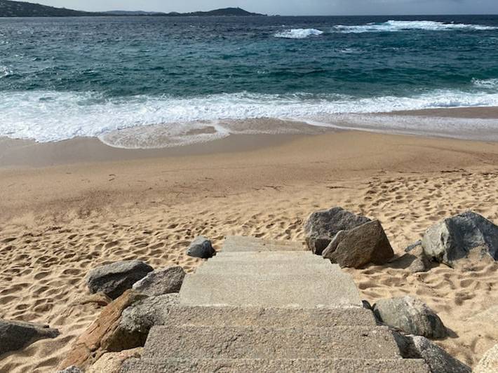 Location de vacances pour 10 personnes, avec jardin ainsi que terrasse et piscine dans Porticcio - 4