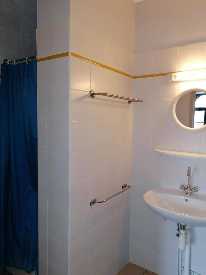 Gîte pour 6 personnes, avec Terrasse ainsi que Jardin et Vue à Fyé