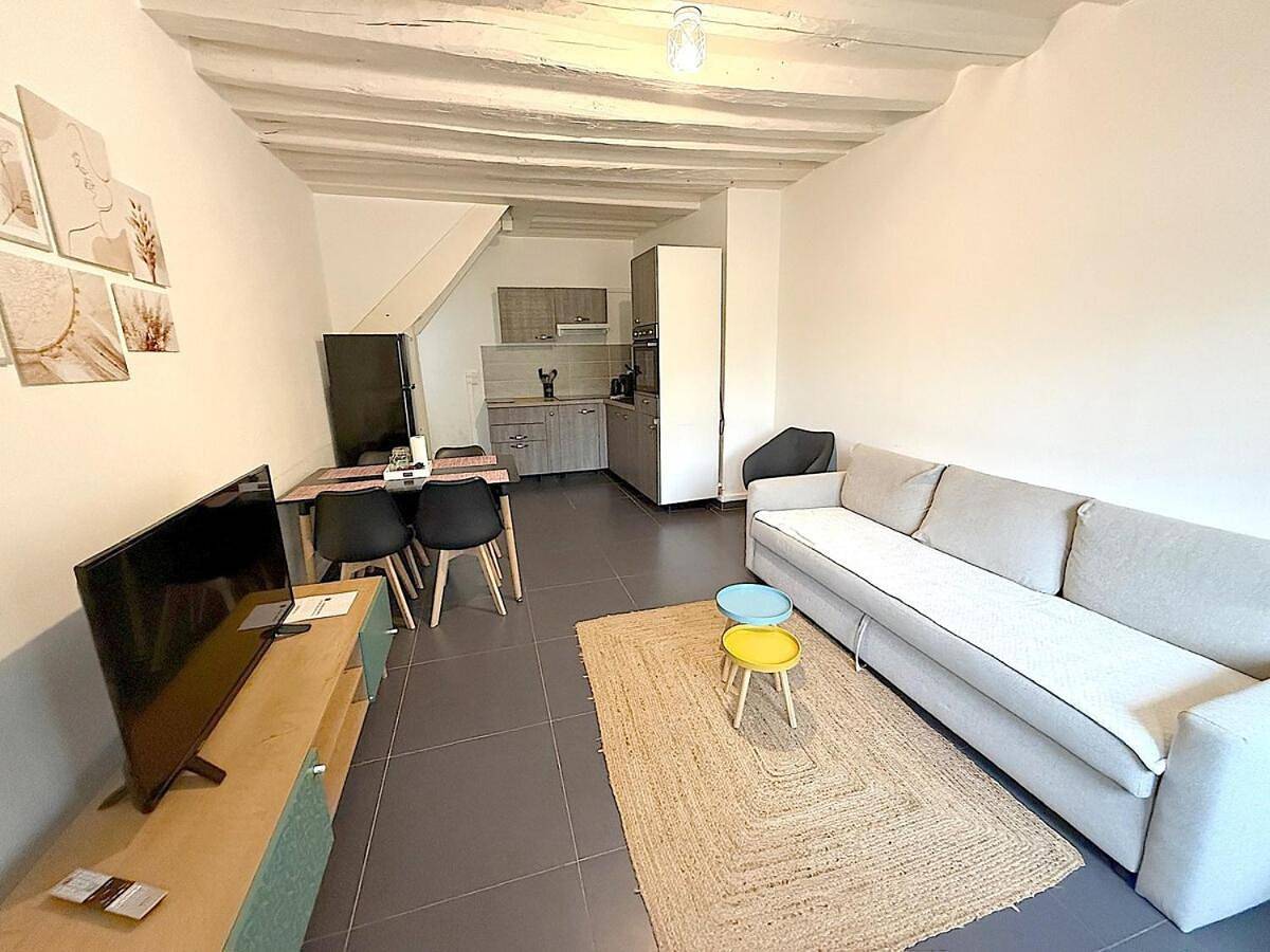 Appartement entier, Cœur de Ville - familial - Parking gratuit - Wifi in Conches-en-Ouche, Région d'Évreux