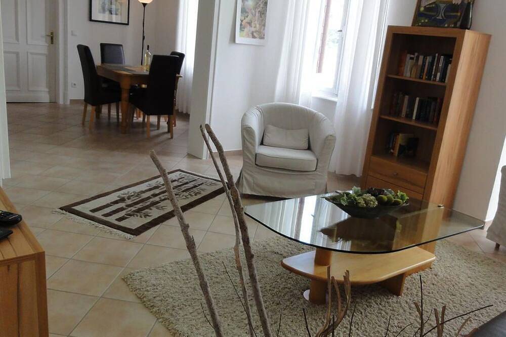 Ganze Wohnung, Ferienwohnung \"Villa Koblenz\" - Ferienwohnung mit Rheinblick in Neuendorf (Koblenz), Koblenz