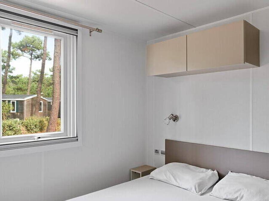 Camping del Garda - Casa mobile 6 persone - Casa mobile | Comfort | 3 Camere da letto | 6 Persone | *Terrazza rialzata* | 1 Bagno | Aria condizionata. in Lido ai Pioppi, Peschiera del Garda
