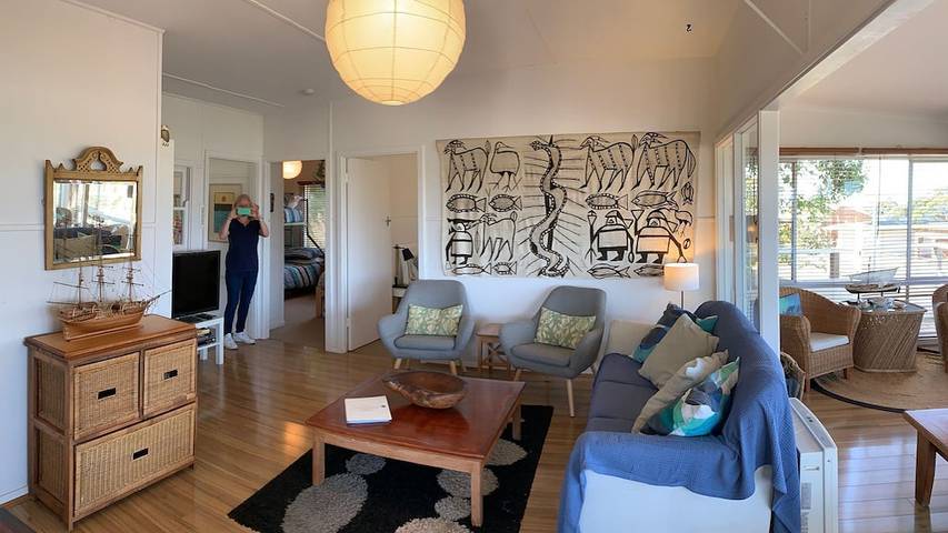 Holiday home for 8 people, with balcony and garden in Hyams Beach