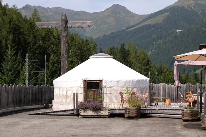 Chambre d’hôte pour 2 personnes, avec terrasse, animaux acceptés dans Région de Grisons - 3