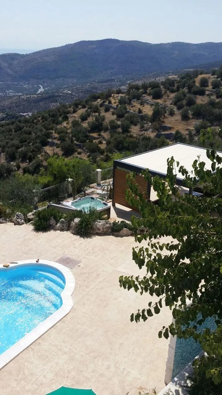 Casa de vacaciones para 4 personas, con piscina además de vistas y jardín - 1
