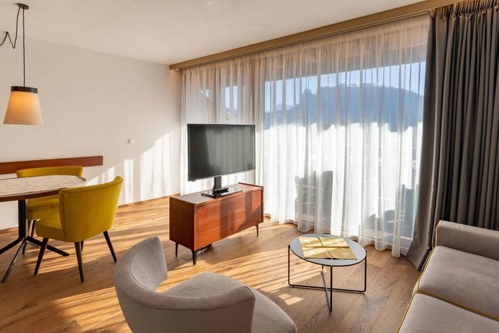 Ferienwohnung für 4 Personen, mit Sauna und Garten sowie Whirlpool und Pool - 1