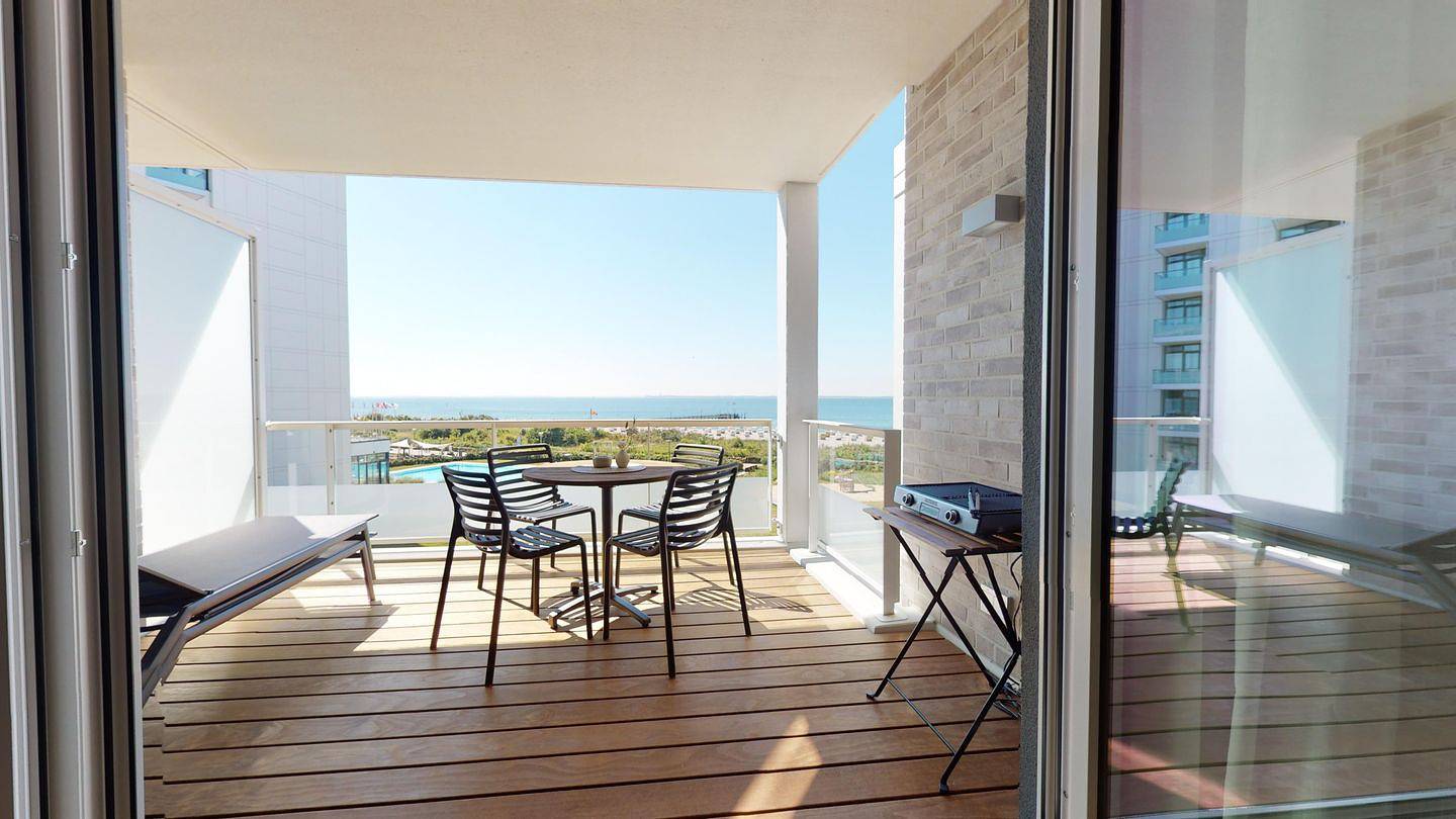 Appartement entier, Wunderschöne Neubau-Ferienwohnung mit eigener Sauna, Meerblick und E-Ladestation in Südstrand Pelzerhaken, Holstein de l'Est