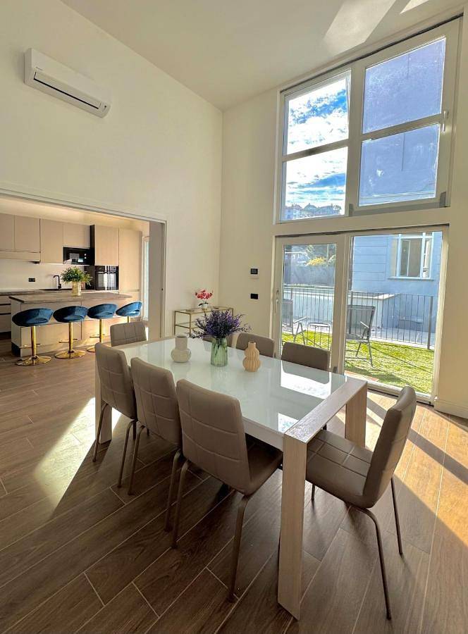 Ferienwohnung für 8 Personen, mit Terrasse und Pool