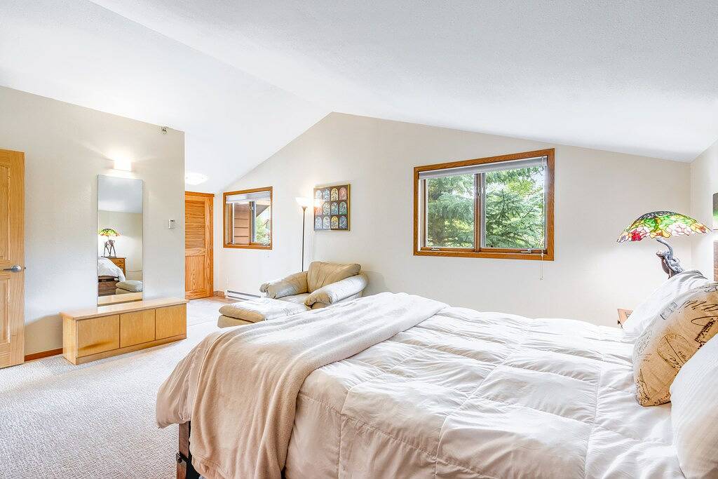 Mountain House + Loft w/Free Wifi, Enclosed Patio, Gas Grill, Cable in Silverthorne, Arapaho and Roosevelt National Forests