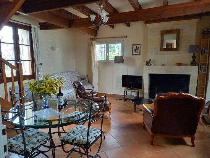 Gîte pour 5 personnes, avec piscine ainsi que jardin et terrasse en Gironde - 4