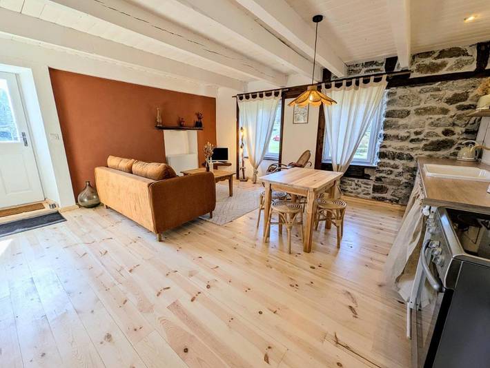 Gîte pour 4 personnes, avec jardin à Mazet-Saint-Voy - 3