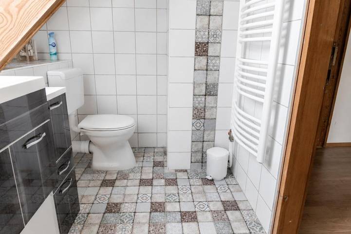 Gîte pour 22 personnes, avec jardin et terrasse ainsi que piscine et vue dans Pilisvorosvar - 3