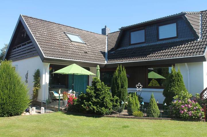 Ferienwohnung für 4 Personen, mit Balkon und Garten