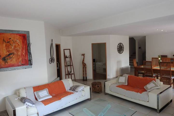 Location de vacances pour 8 personnes, avec jardin, animaux acceptés à Collias - 4