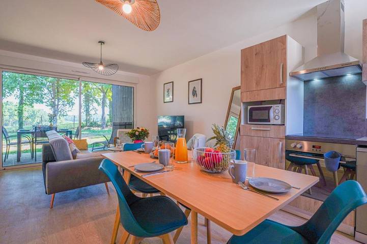 Location de vacances pour 4 personnes, avec Terrasse et Jardin dans Golf de La Domangère