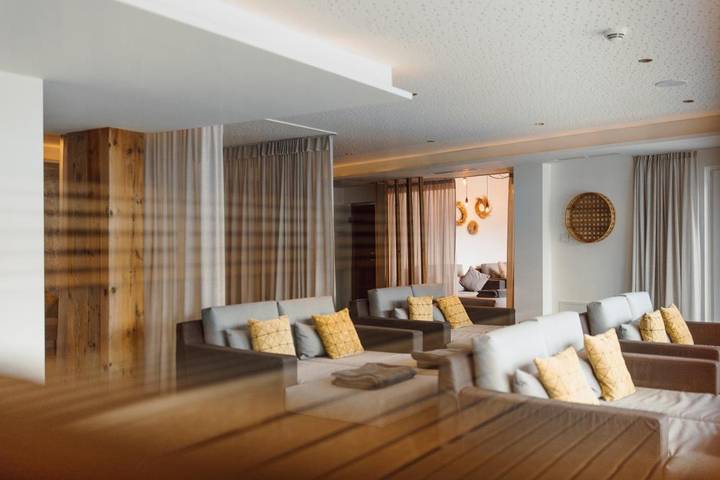 BnB für 2 Personen, mit Balkon und Sauna sowie Ausblick in Rohrmoos