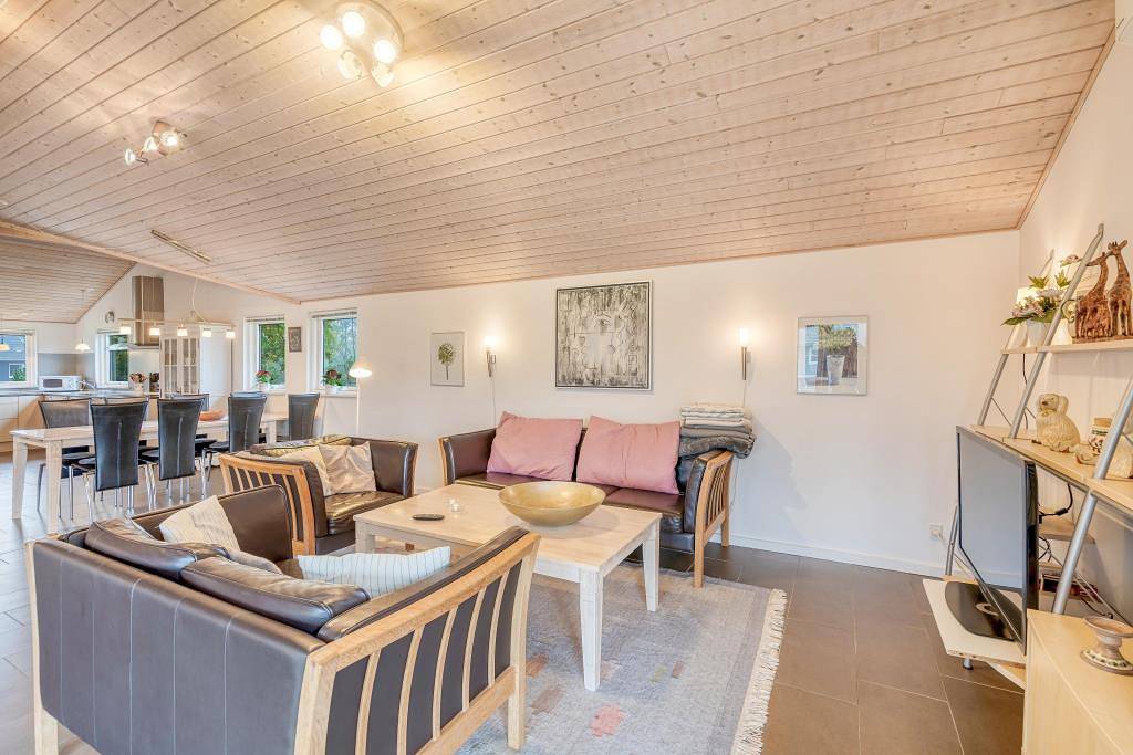 Familienurlaub mit Whirlpool, Sauna und tollem Aussenbereich in Nørre Nebel, Varde