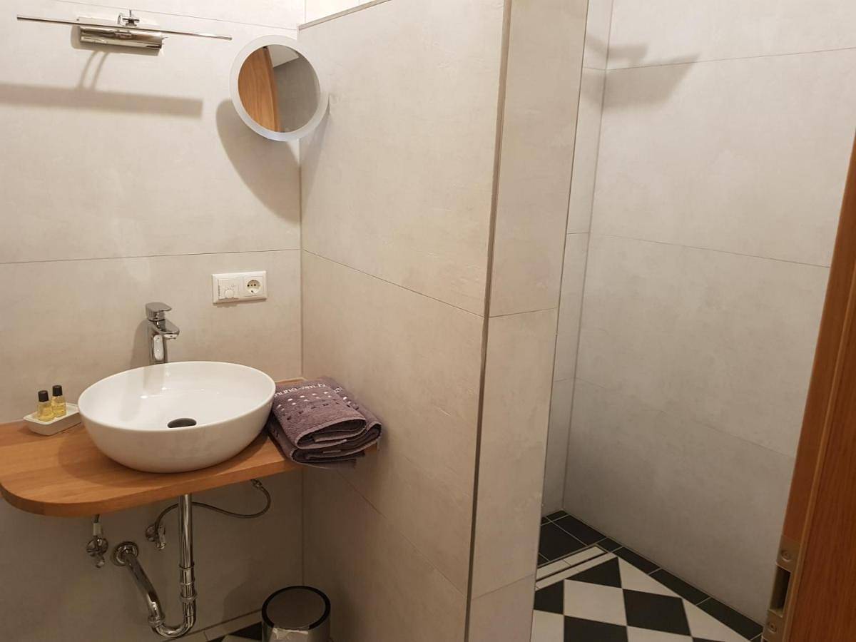 Ganze Wohnung, Two-Bedroom Apartment in Schwandorf, Ostbayern