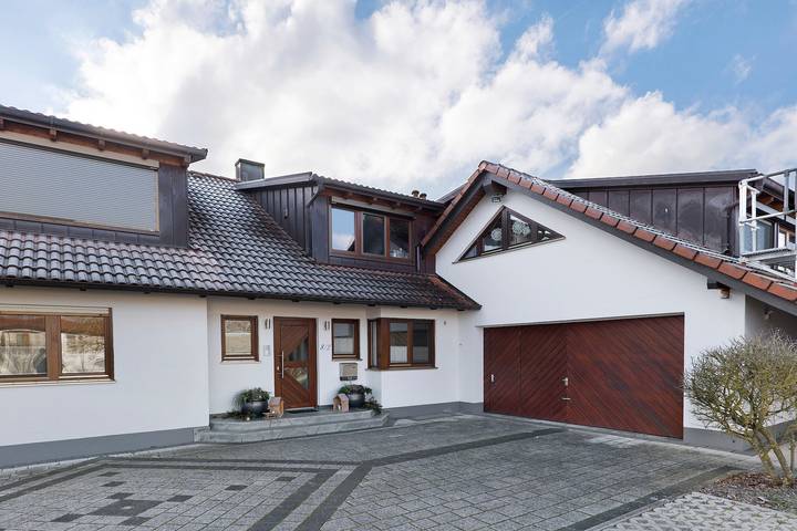 Apartamento entero, Apartamento 'Bienenweide' con jardín compartido y Wi-Fi in Ötisheim, Northern Black Forest