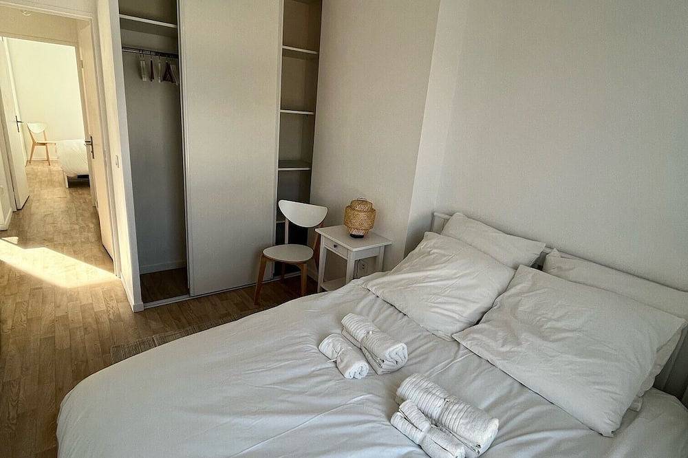Apartamento entero, Bright apartment just outside Paris in La Courneuve, Sena-Saint Denis