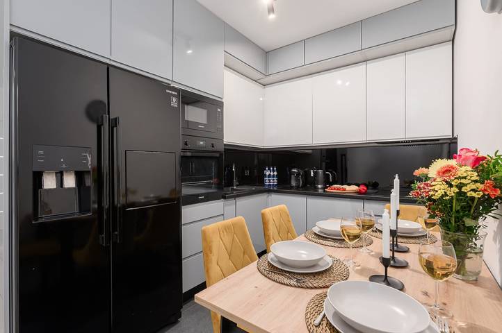 Cały apartament, Lumina 2Br Apart w/ Parking I Center I Terrace in Łódź, Województwo łódzkie