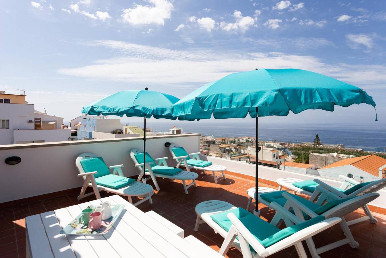 Ferienhaus 'Atis' mit Meerblick, privater Terrasse und Wlan in Cueva del Polvo, Guía de Isora
