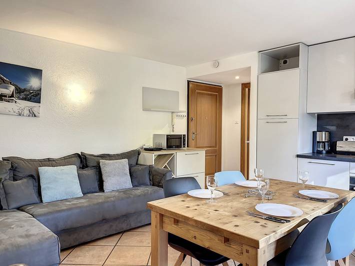 Gîte pour 6 personnes, avec balcon dans Office De Tourisme De La Vallee Blanche - 2