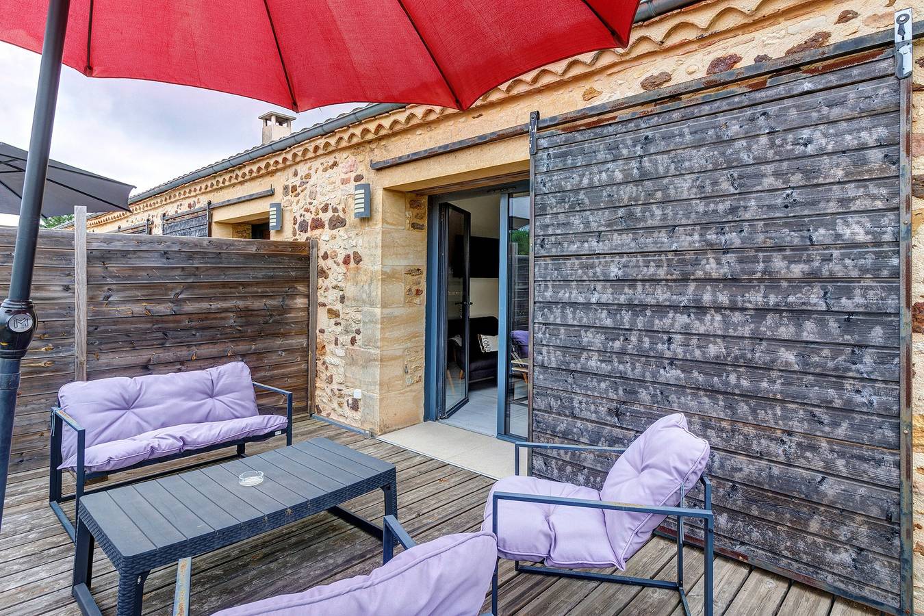 Bed & Breakfast 'Chambre New York' met gedeeld zwembad, wifi en airco, foto 14
