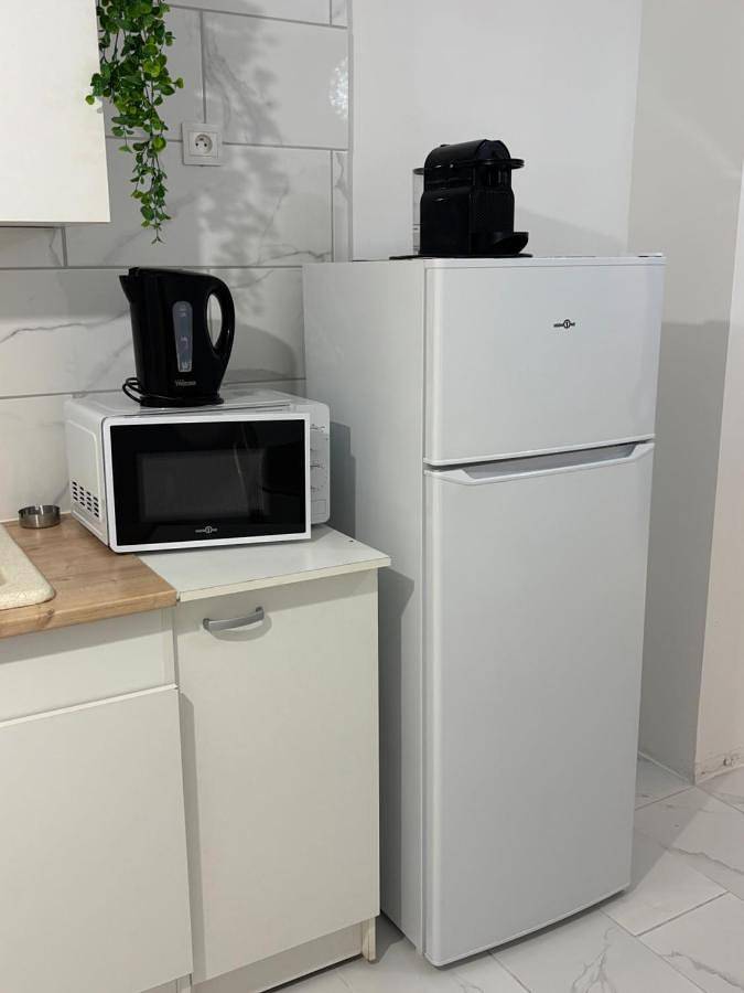 Appartement entier, Maison de village au calme 4 personnes in Saint-Paulet-de-Caisson, Région de Nîmes