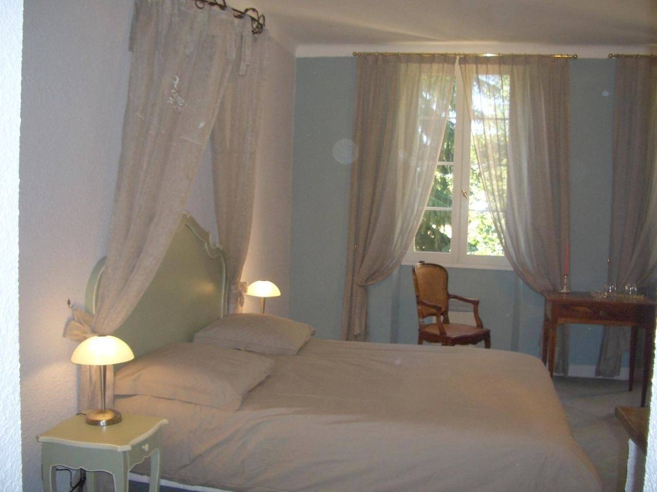 Double/Twin Room in Lafrançaise, Quercy