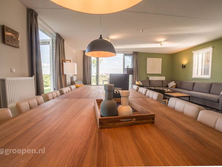 Villa für 14 Personen, mit Terrasse