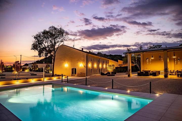 Appartamento per 3 persone, con panorama e giardino nonché piscina a Volta Mantovana