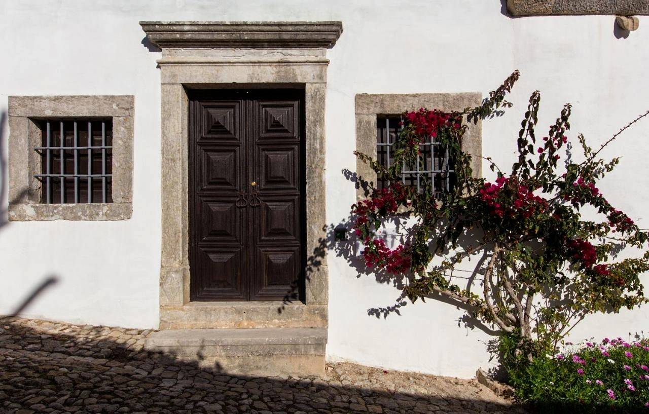 Torre de Maneys in Óbidos, Leiria distrito