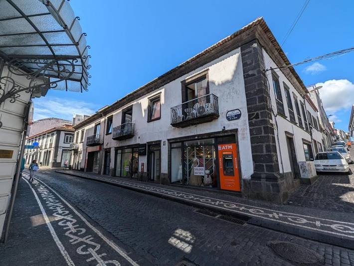 Apartamento de férias para 6 pessoas, com vista e terraço em Ponta Delgada