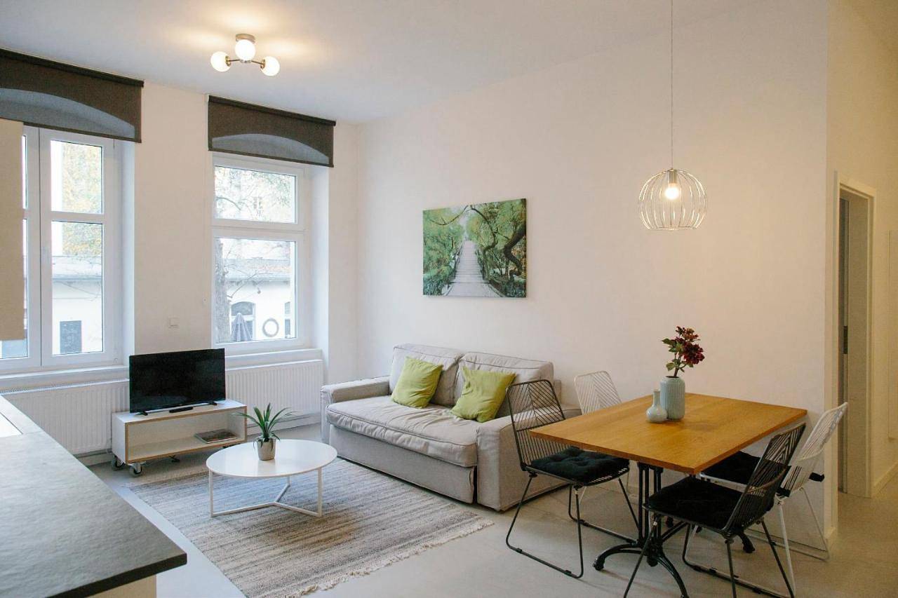 Ganze Wohnung, Studio Apartment in Friedenau, Berlin