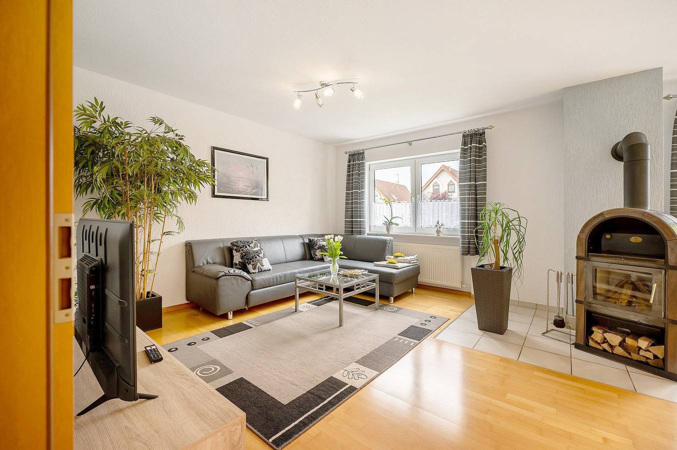 Ganze Wohnung, Ferienwohnung Steffen" mit privater Terrasse und Wlan in Trier, Landkreis Trier-Saarburg
