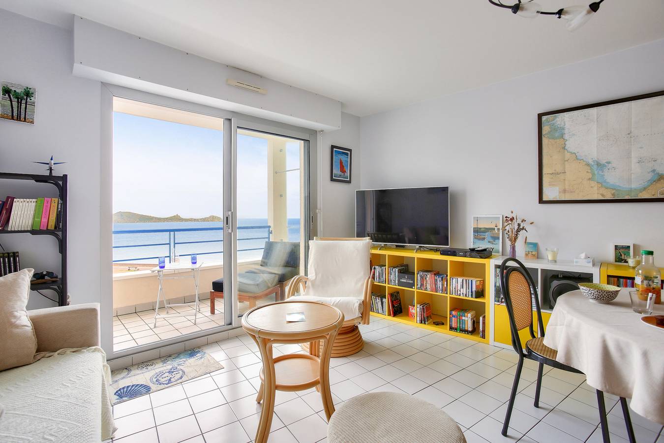 Apartamento entero, Vue mer à 50m plage - Appartement pour 4 in Erquy, Côte d’Émeraude