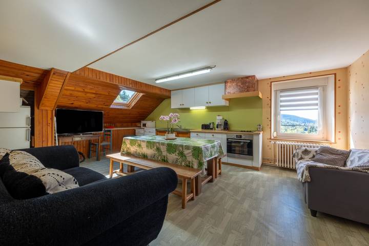 Apartamento entero, Gran apartamento para 8 personas - Gîtes des Berleux, Xonrupt in Xonrupt-Longemer, Parque natural regional de los Ballons des Vosges